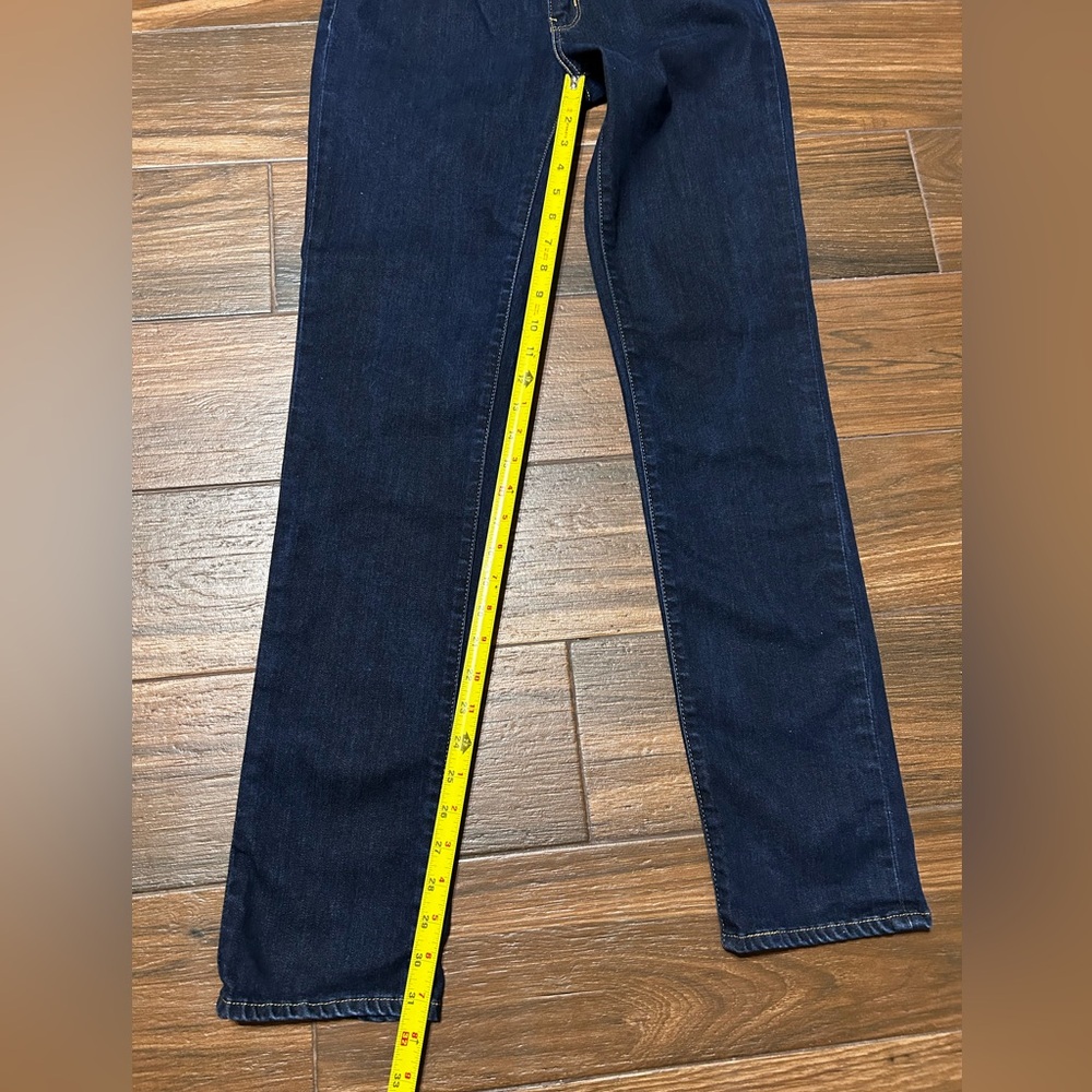 31x32 Levi’s Women’s 712 Slim Jeans Dark Wash - Picture 3 of 8